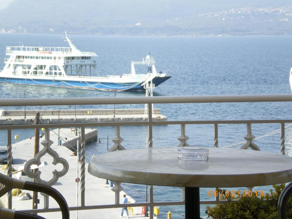 ホテル Palatino ルトラ・エディプソス エクステリア 写真